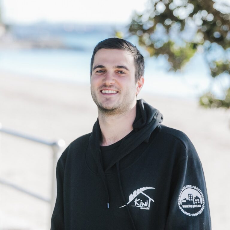 Elliot Taylor Kiwi Construction